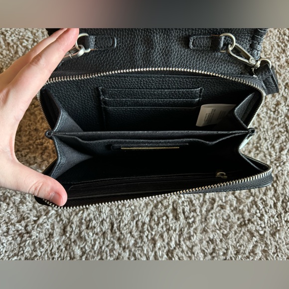 Street Level Small Black Crossbody purse - Picture 3 of 5